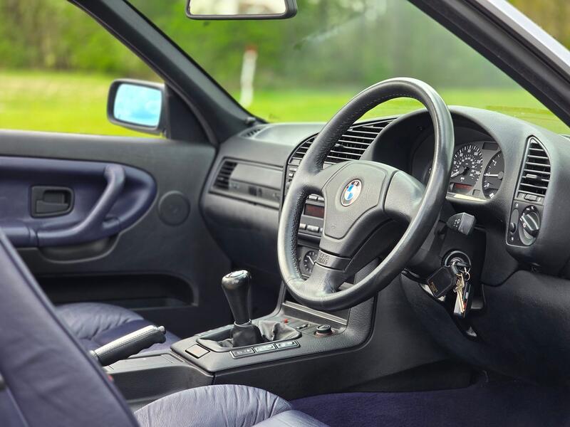 BMW 3 SERIES  1998