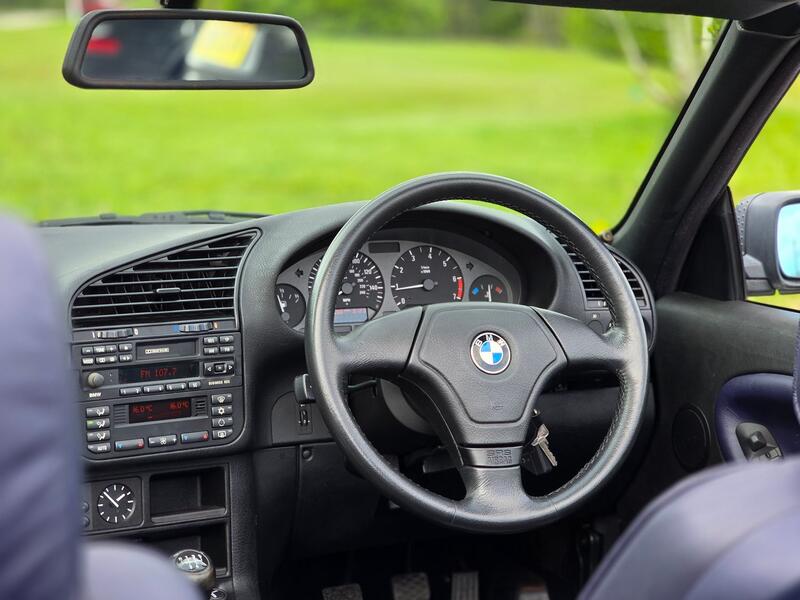 BMW 3 SERIES  1998