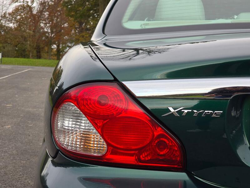JAGUAR X-TYPE 2.2 D DPF SE 2009