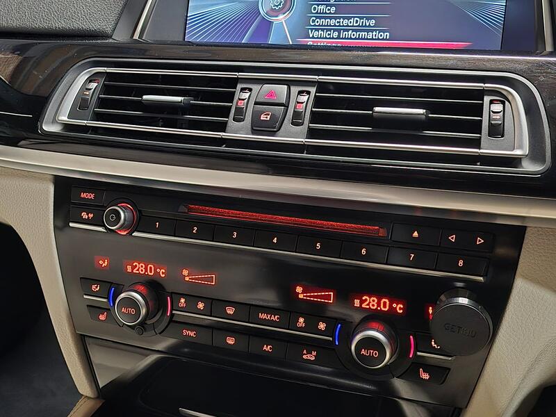 BMW 7 SERIES 3.0 730Ld SE Saloon 2013