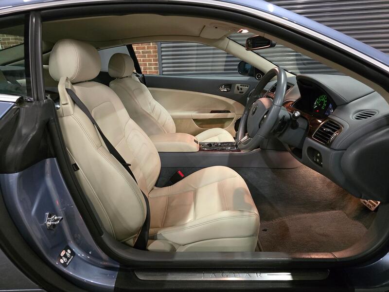 JAGUAR XKR 4.2 V8 2008