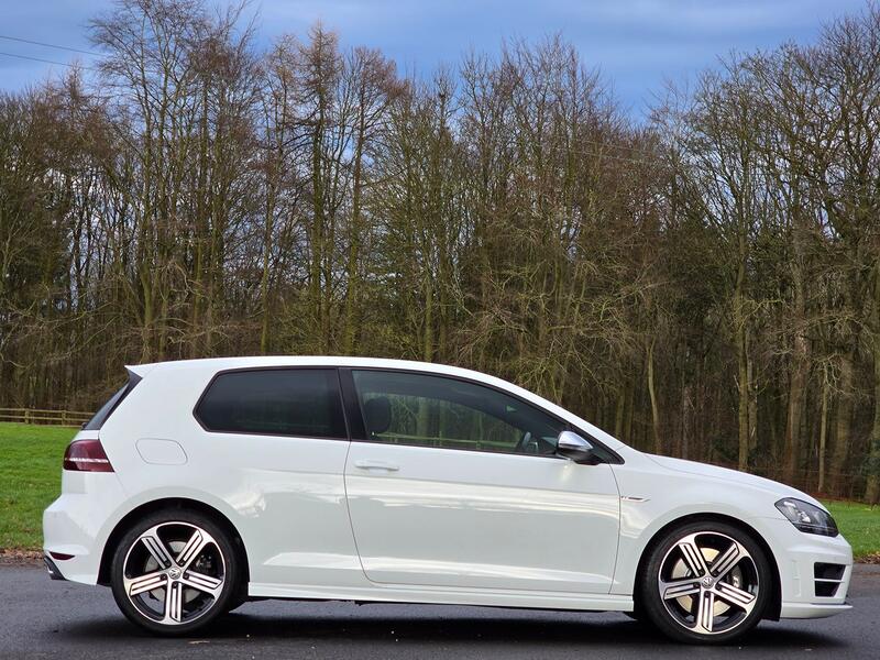 VOLKSWAGEN GOLF 2.0 TSI BlueMotion Tech R 2014