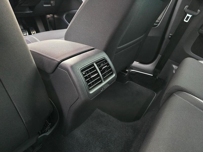 VOLKSWAGEN GOLF 2.0 TSI BlueMotion Tech R 2014