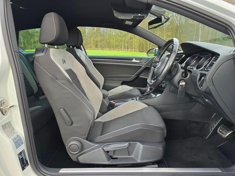 VOLKSWAGEN GOLF 2.0 TSI BlueMotion Tech R 2014