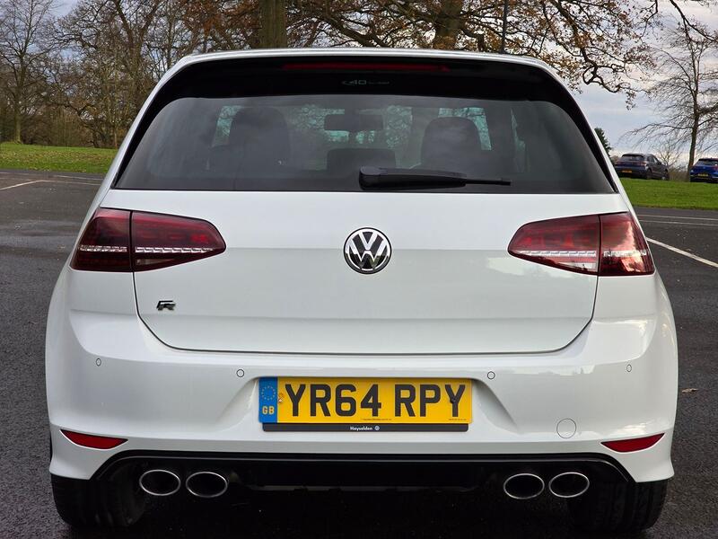 VOLKSWAGEN GOLF 2.0 TSI BlueMotion Tech R 2014