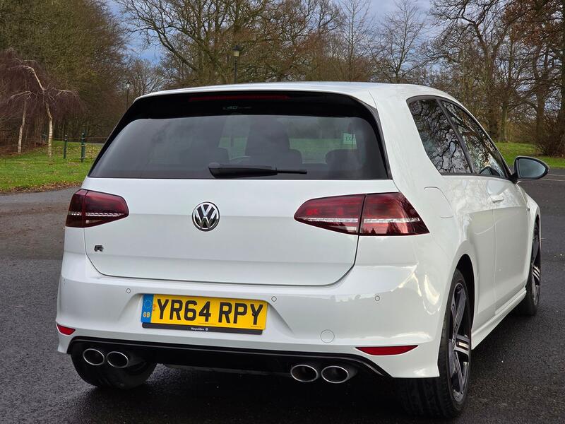VOLKSWAGEN GOLF 2.0 TSI BlueMotion Tech R 2014