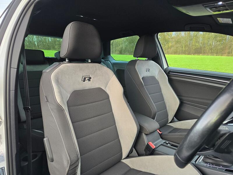 VOLKSWAGEN GOLF 2.0 TSI BlueMotion Tech R 2014