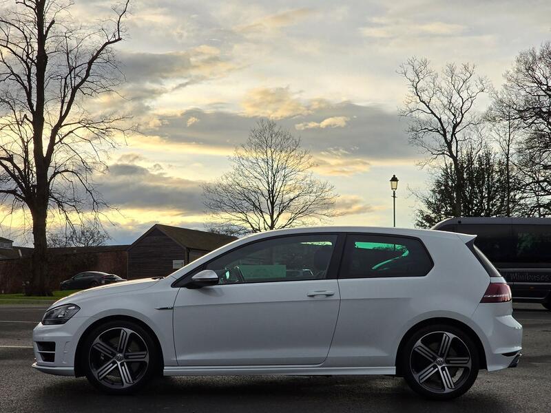 VOLKSWAGEN GOLF 2.0 TSI BlueMotion Tech R 2014