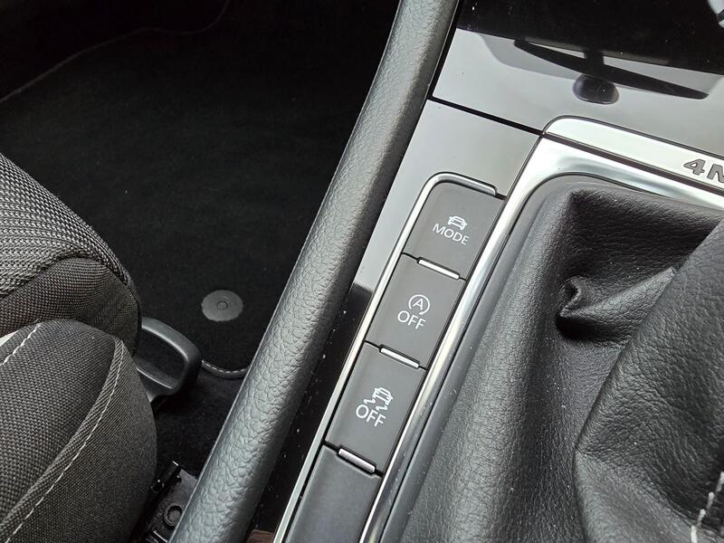 VOLKSWAGEN GOLF 2.0 TSI BlueMotion Tech R 2014