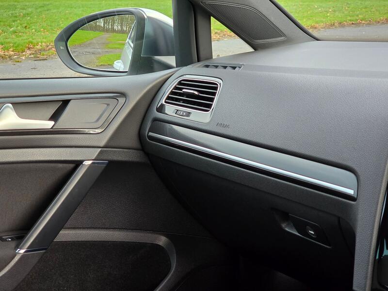 VOLKSWAGEN GOLF 2.0 TSI BlueMotion Tech R 2014
