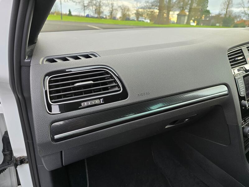 VOLKSWAGEN GOLF 2.0 TSI BlueMotion Tech R 2014