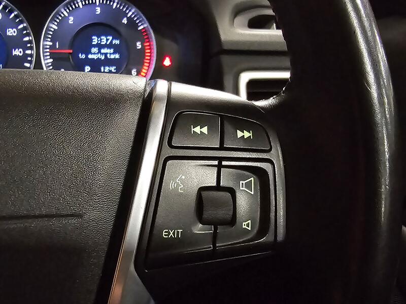 VOLVO V70 1.6 D2 ES 2013