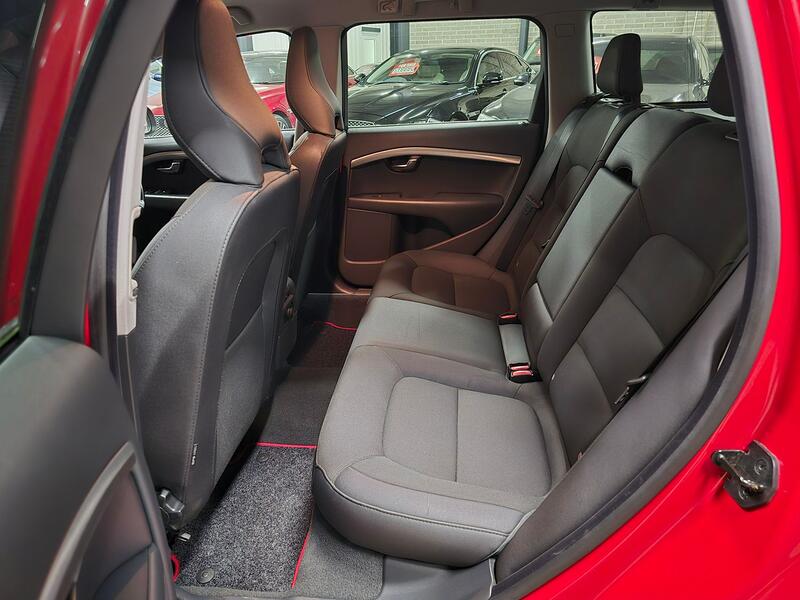 VOLVO V70 1.6 D2 ES 2013