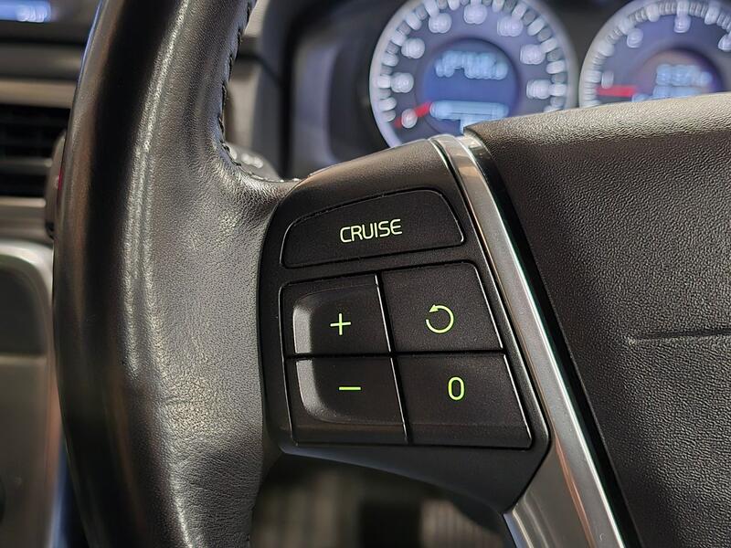 VOLVO V70 1.6 D2 ES 2013
