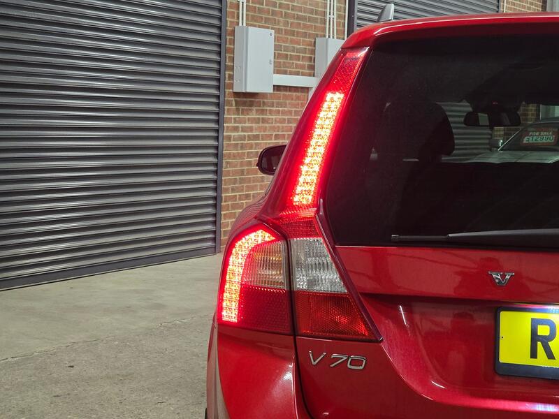 VOLVO V70 1.6 D2 ES 2013
