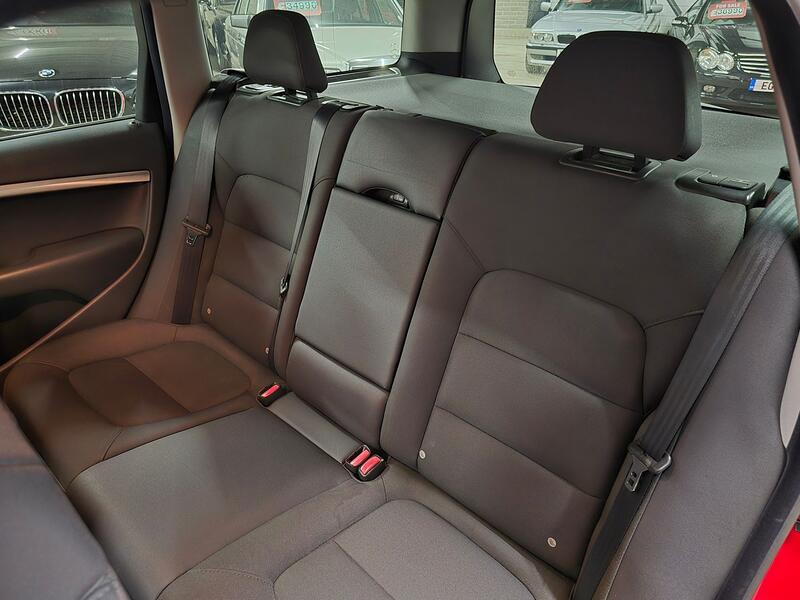 VOLVO V70 1.6 D2 ES 2013