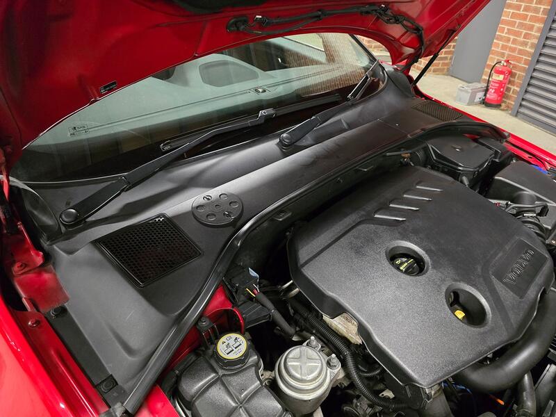 VOLVO V70 1.6 D2 ES 2013