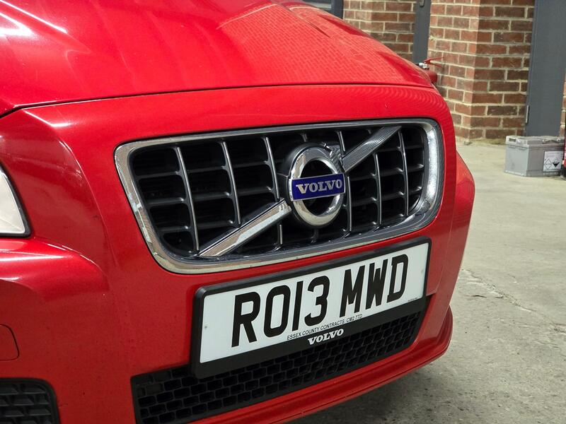 VOLVO V70 1.6 D2 ES 2013