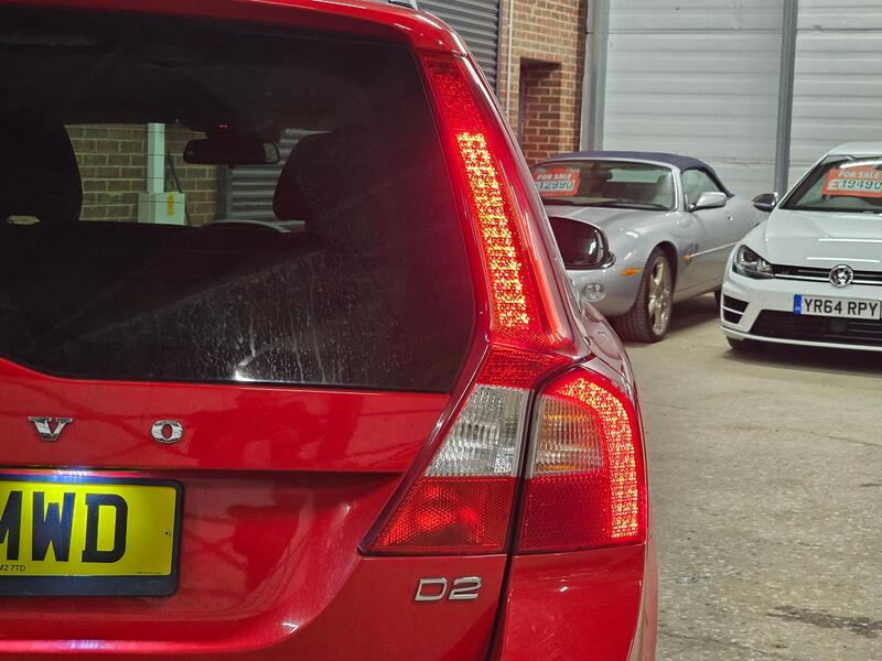 VOLVO V70 1.6 D2 ES 2013