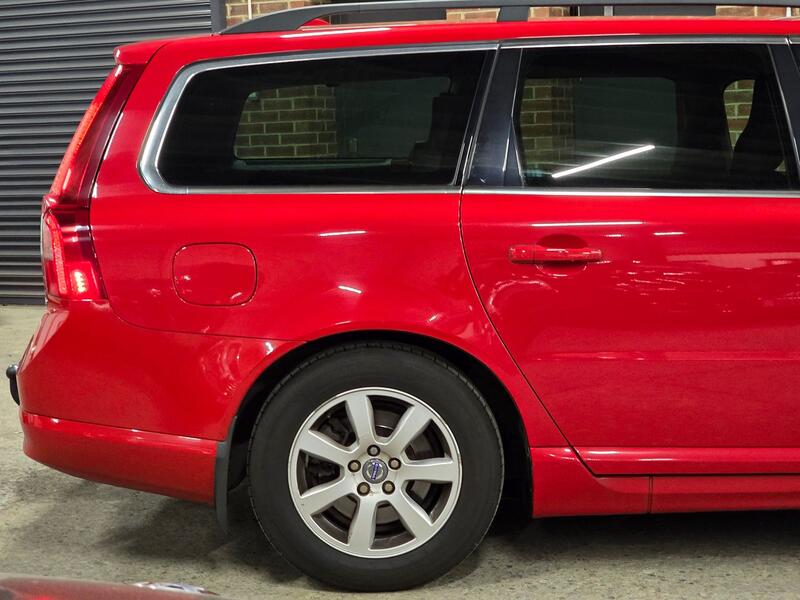 VOLVO V70 1.6 D2 ES 2013