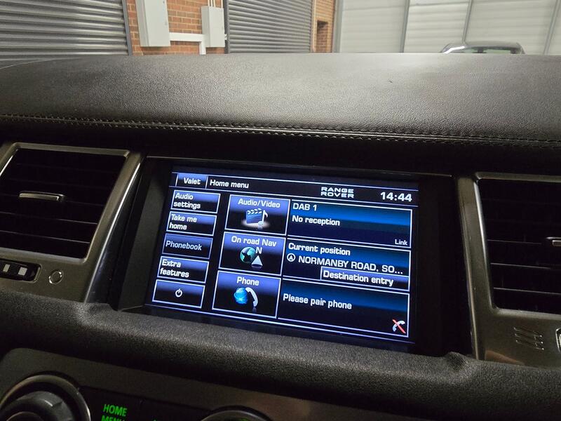 LAND ROVER RANGE ROVER SPORT 3.0 SD V6 HSE Luxury 2012