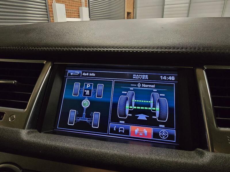 LAND ROVER RANGE ROVER SPORT 3.0 SD V6 HSE Luxury 2012
