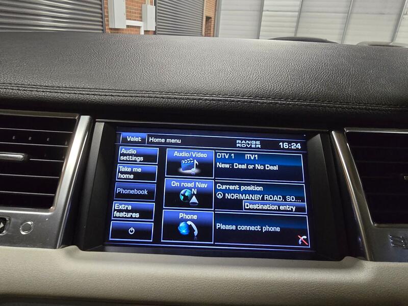 LAND ROVER RANGE ROVER SPORT 3.0 SD V6 HSE 2012