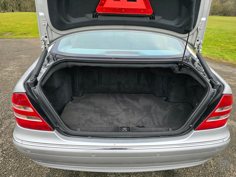 MERCEDES-BENZ S CLASS 3.2 S320 2000