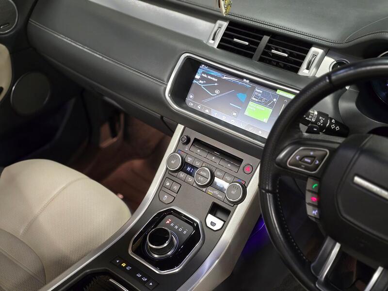 LAND ROVER RANGE ROVER EVOQUE 2.0 TD4 HSE Dynamic 2018