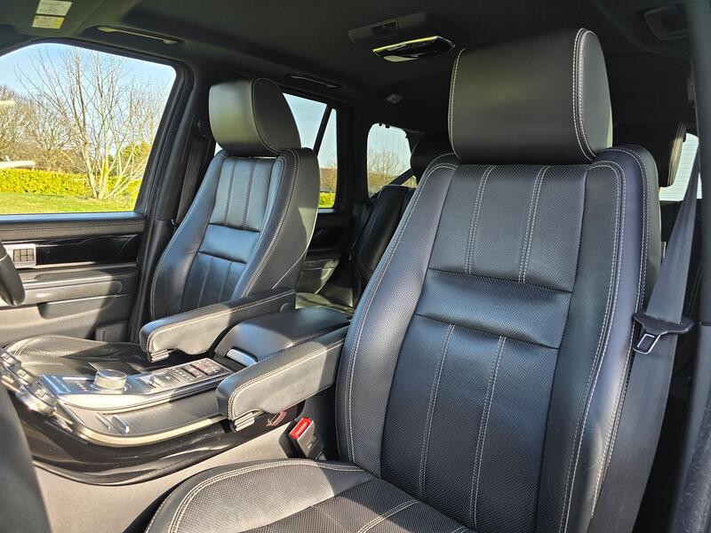 LAND ROVER RANGE ROVER SPORT 3.0 SD V6 HSE Black 2013
