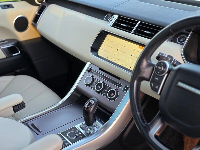 LAND ROVER RANGE ROVER SPORT 3.0 SD V6 HSE 2016