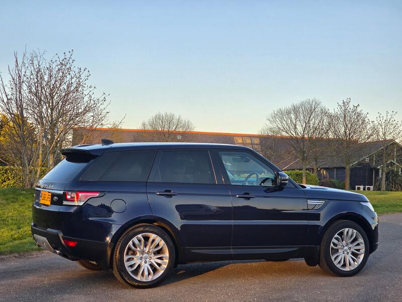 LAND ROVER RANGE ROVER SPORT 3.0 SD V6 HSE 2016
