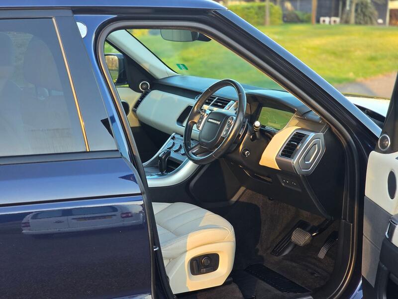 LAND ROVER RANGE ROVER SPORT 3.0 SD V6 HSE 2016