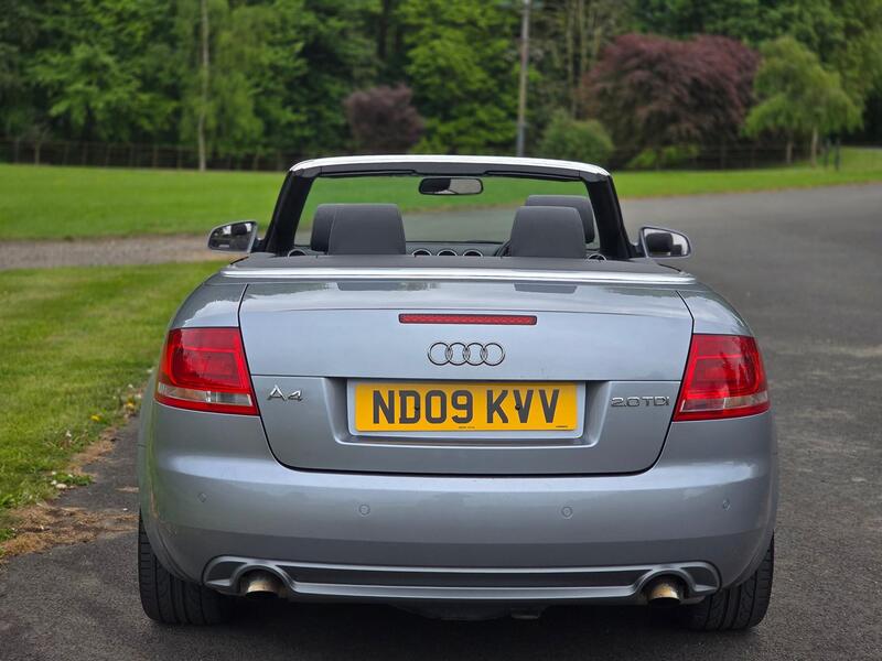 AUDI A4 2.0 TDI S line 2009