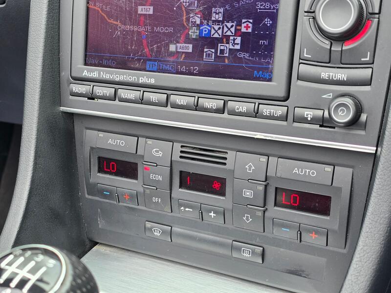 AUDI A4 2.0 TDI S line 2009