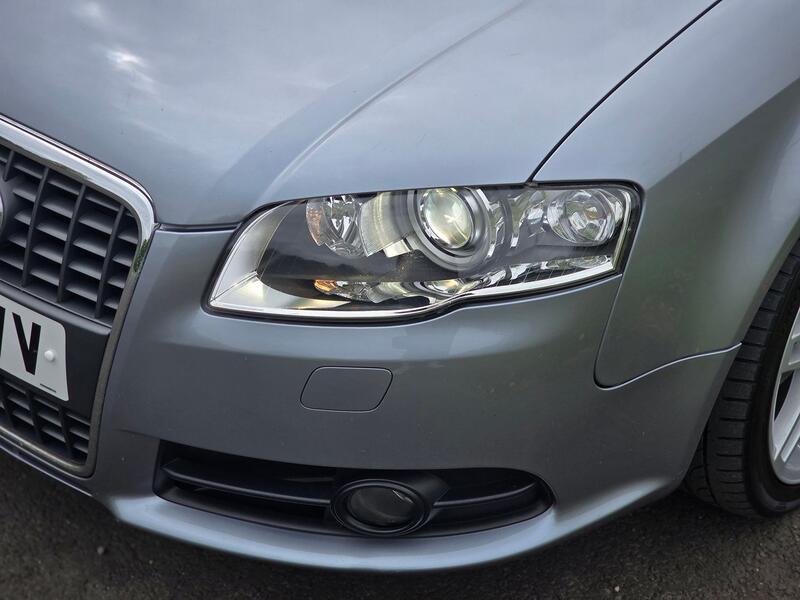 AUDI A4 2.0 TDI S line 2009
