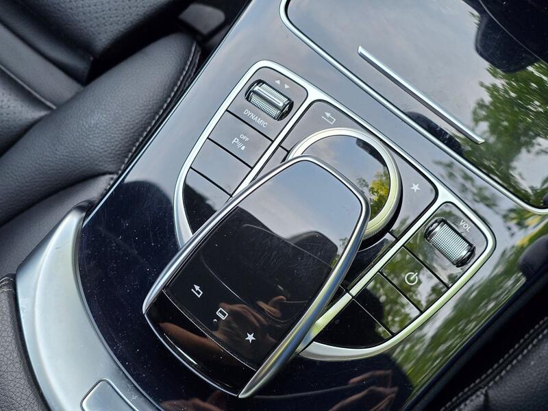 MERCEDES-BENZ C CLASS 2.1 C300dh AMG Line 2015