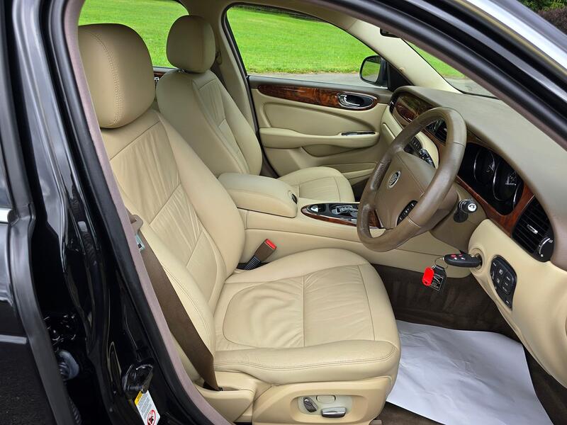 JAGUAR XJ 2.7 TDVi Executive 2009