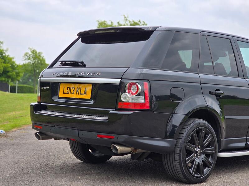 LAND ROVER RANGE ROVER SPORT 3.0 SD V6 HSE Black 2013