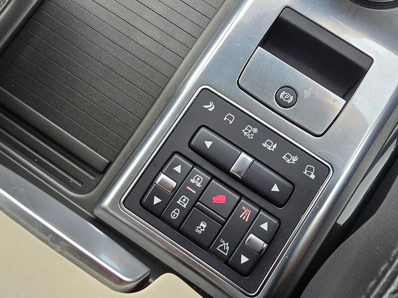 LAND ROVER RANGE ROVER SPORT 3.0 SD V6 HSE Black 2013