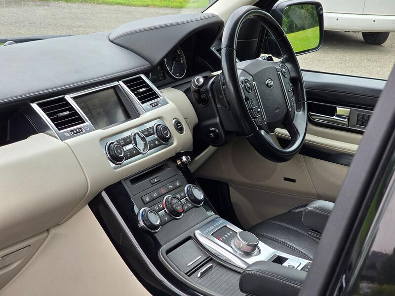 LAND ROVER RANGE ROVER SPORT 3.0 SD V6 HSE Black 2013