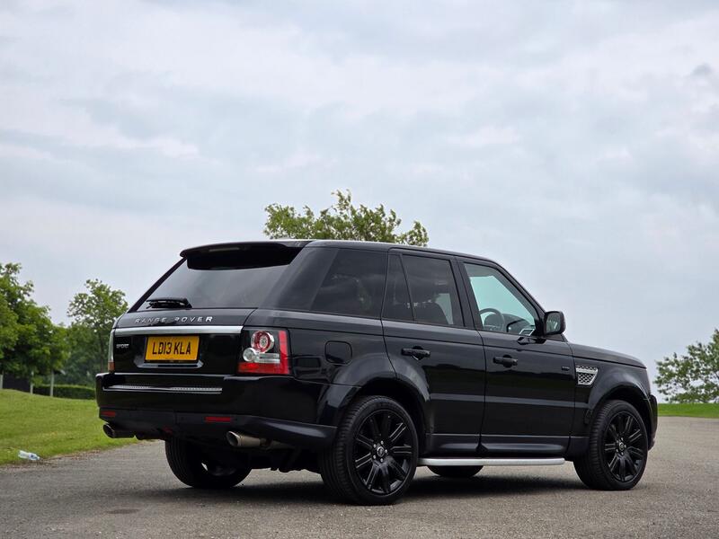 LAND ROVER RANGE ROVER SPORT 3.0 SD V6 HSE Black 2013