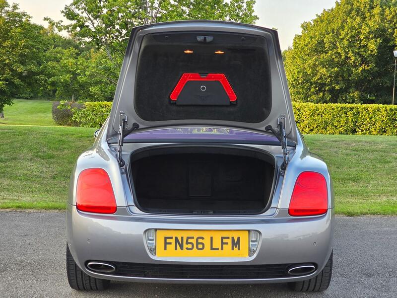BENTLEY FLYING SPUR  2006