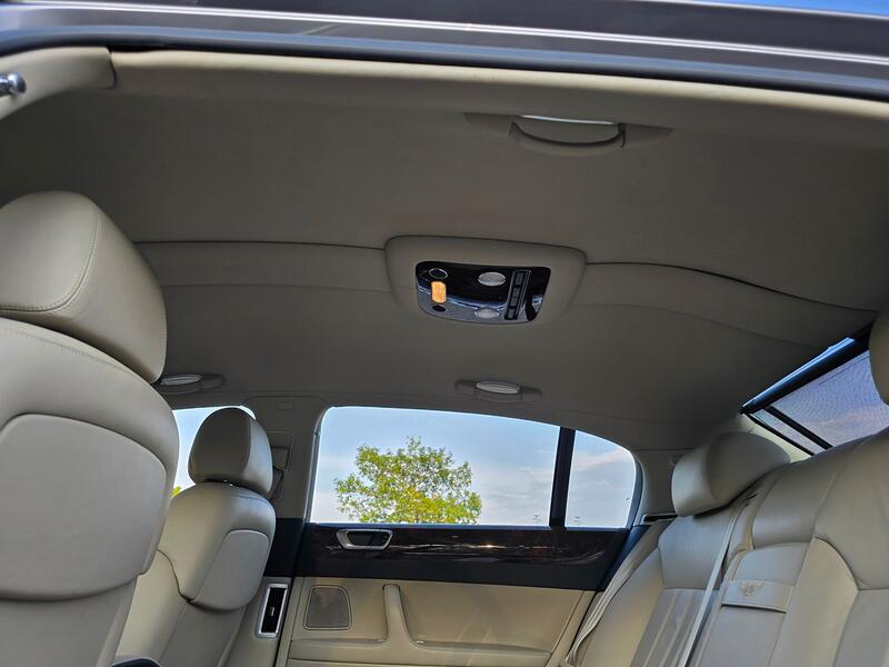 BENTLEY FLYING SPUR  2006