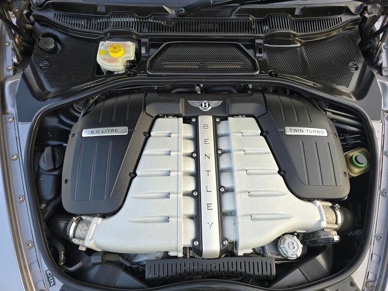 BENTLEY FLYING SPUR  2006