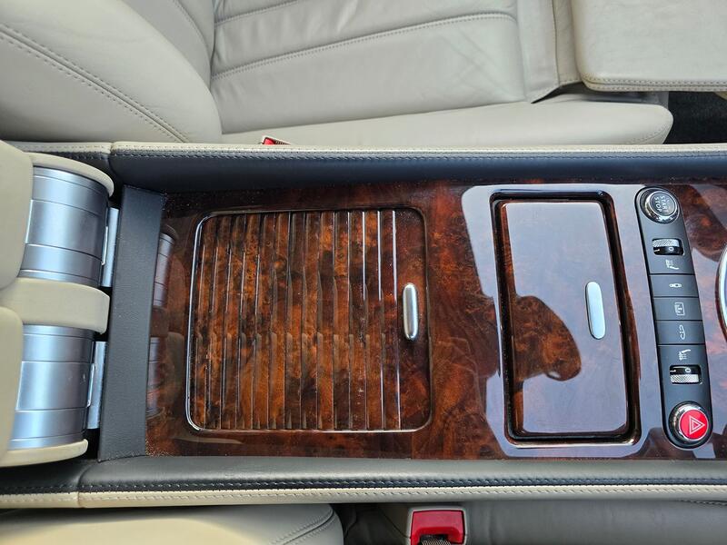 BENTLEY FLYING SPUR  2006