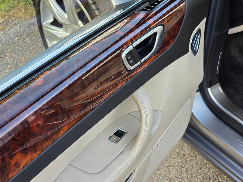 BENTLEY FLYING SPUR  2006