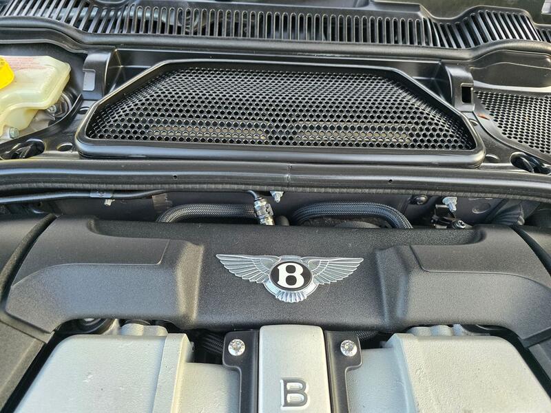 BENTLEY FLYING SPUR  2006