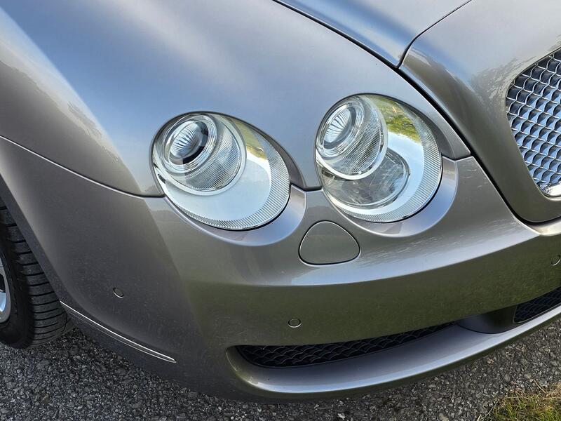 BENTLEY FLYING SPUR  2006