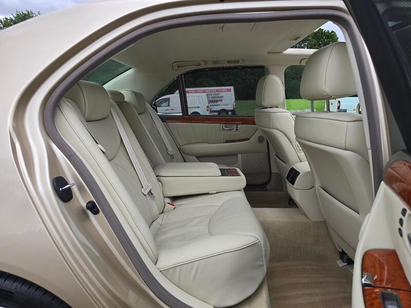 LEXUS LS 4.3 430 2004